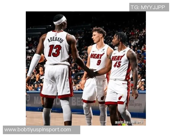 鲍威尔称韦尔如同2K游戏接管模式的能量条始终保持巅峰状态 鲍威尔称韦尔如同2K游戏接管模式的能量条始终保持巅峰状态