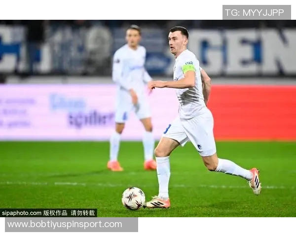 中超最佳阵容揭晓法比奥瓦科领衔蓉城海港球员表现突出